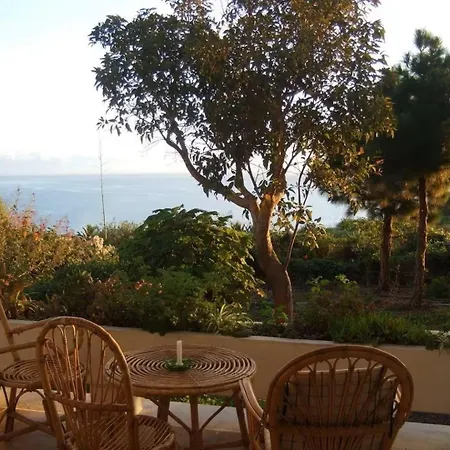 In Mit Eigener Terrasse Apartamento *
